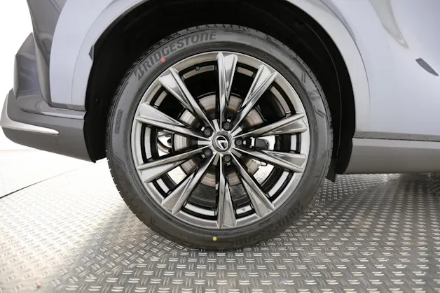 Lexus RX 450h+ F-Line