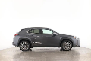 image du véhicule LEXUS UX 300h F-Line
