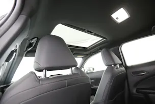 Lexus UX 300h F-Line