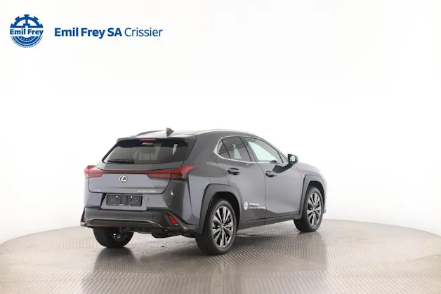 Lexus UX 300h F-Line