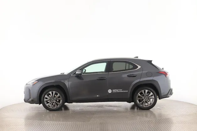 Lexus UX 300h F-Line