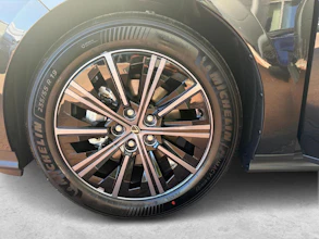 https://vehicle.imgix.net/4336352/983817db-f797-4d2e-9116-2e8ac9fec4be.jpg