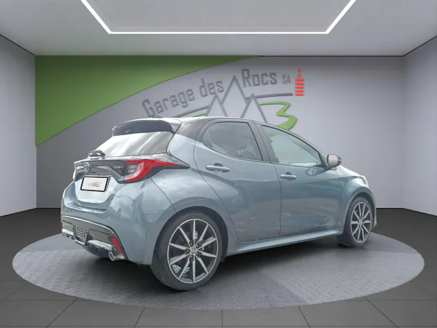 Toyota Yaris 1.5 VVT-i HSD GR Sport