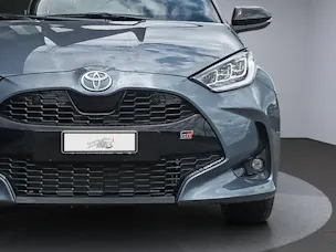 Toyota Yaris 1.5 VVT-i HSD GR Sport