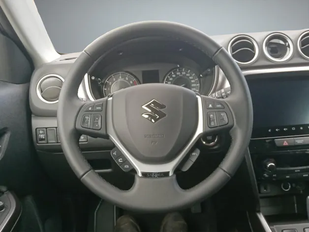 Suzuki Vitara 1.4 T Sakura Hybrid 4x4