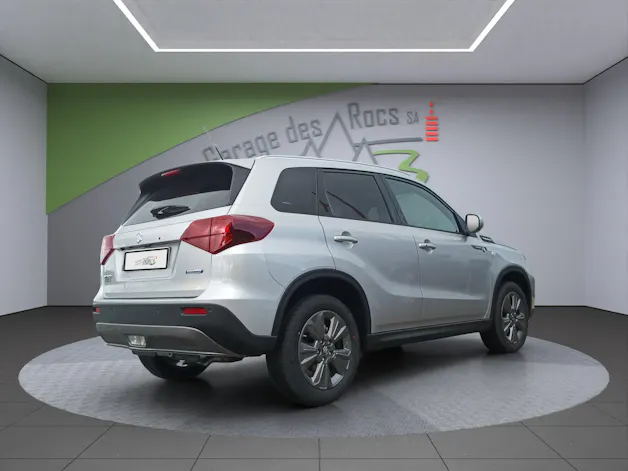 Suzuki Vitara 1.4 T Sakura Hybrid 4x4