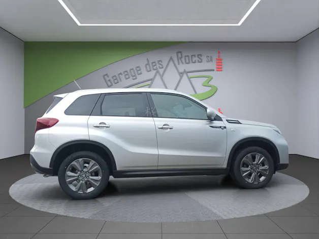 Suzuki Vitara 1.4 T Sakura Hybrid 4x4