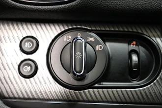 https://vehicle.imgix.net/4336379/207fde08-3294-4ea0-9cfc-56eca2f6d3d5.JPG