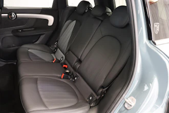 https://vehicle.imgix.net/4336379/b82765b7-3aa2-4eae-81ce-f93a47ad67bf.JPG