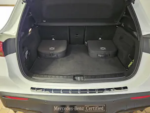 Mercedes-Benz EQA 300 4Matic Swiss Star