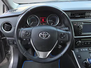 Toyota Auris 1.8 HSD Trend