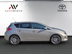 Toyota Auris 1.8 HSD Trend