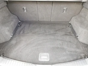 https://vehicle.imgix.net/4336456/9cdbafe4-919f-45cd-a840-fecfda830308.jpg