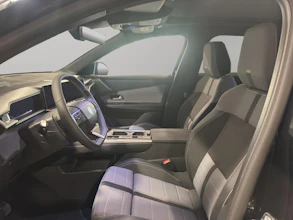 https://vehicle.imgix.net/4336504/026ea8b4-1b47-4647-9d92-ac816beacc29.jpg