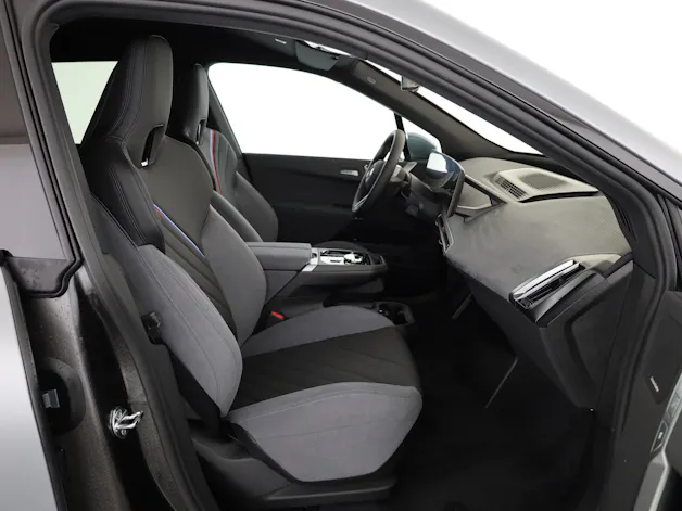 BMW iX xDrive60