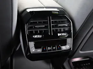 BMW iX xDrive60