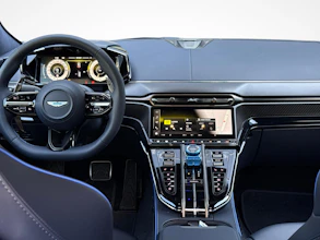 https://vehicle.imgix.net/4336662/30619d62-b615-4aa7-bc69-423ccd6918a8.jpg