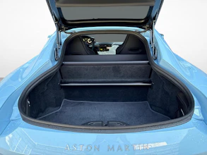 https://vehicle.imgix.net/4336662/5e23ba52-640f-4450-9502-fa2c2cef9f71.jpg