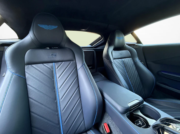 Fahrzeugbild ASTON MARTIN VANTAGE S