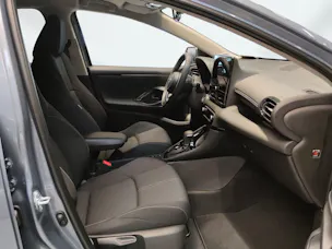 Toyota Yaris 1.5 VVT-i HSD Trend