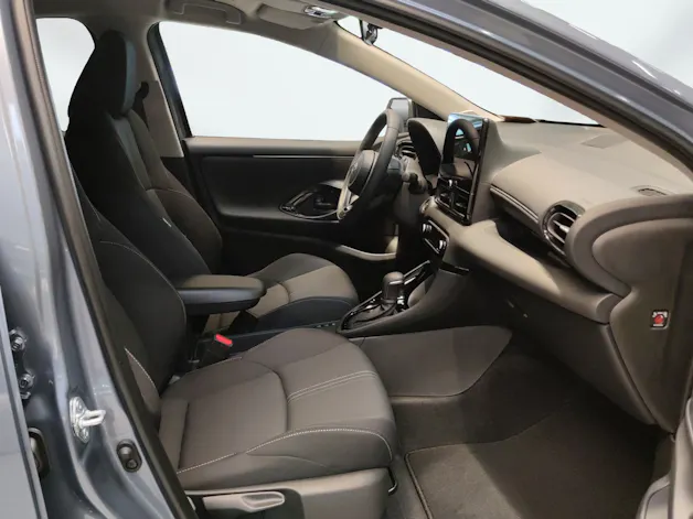 Toyota Yaris 1.5 VVT-i HSD Trend