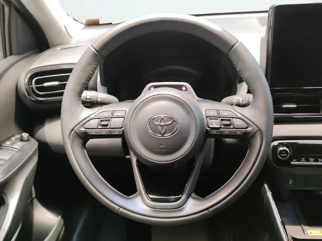 Toyota Yaris 1.5 VVT-i HSD Trend