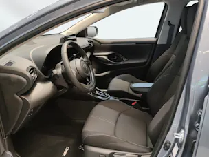 Toyota Yaris 1.5 VVT-i HSD Trend
