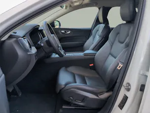 Volvo XC60 2.0 B5 MH Plus Dark AWD