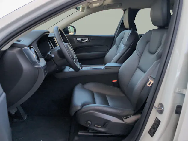 Volvo XC60 2.0 B5 MH Plus Dark AWD