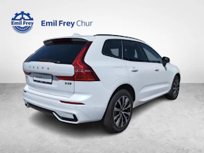 Fahrzeugbild VOLVO XC60 2.0 B5 MH Plus Dark AWD