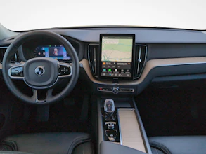 https://vehicle.imgix.net/4336705/b1374831-c4a6-4e96-91c3-b39f9e83fb57.jpg