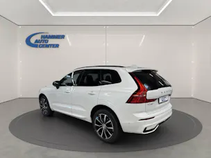 Volvo XC60 2.0 B5 MH Ultra Dark AWD