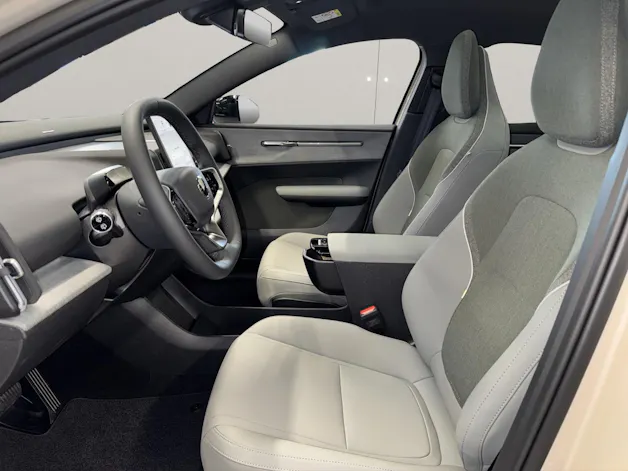 Volvo EX30 P8 Ultra AWD