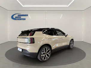 Volvo EX30 P8 Ultra AWD