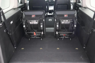 https://vehicle.imgix.net/4336729/6aca300f-5b75-4825-aa37-83d26ff9b104.JPG