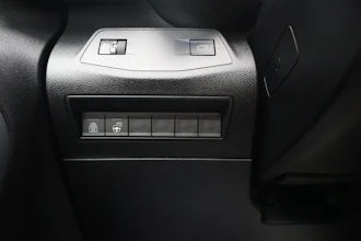 https://vehicle.imgix.net/4336729/6b8747e6-458e-43dd-8989-b1ed7174de3c.JPG