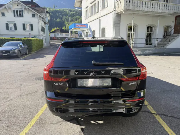 Volvo XC60 2.0 B4 MH Core AWD