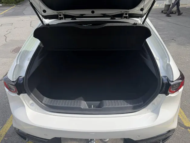 Mazda 3 Hatchback 2.0 180 Revolution