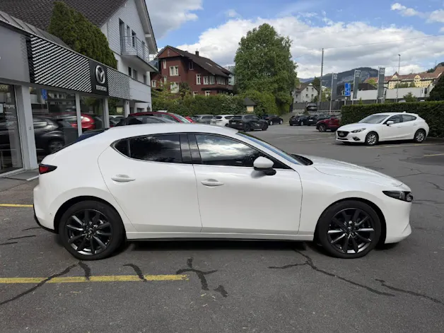 Mazda 3 Hatchback 2.0 180 Revolution