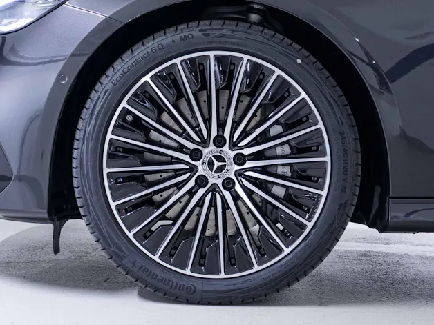 Mercedes-Benz E 220 d 4MATIC T-Modell