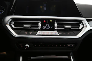 Fahrzeugbild BMW 220i Coupé