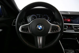 Fahrzeugbild BMW 220i Coupé