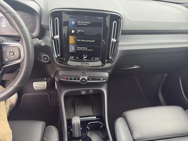 Volvo XC40 2.0 B4 MH R-Design AWD
