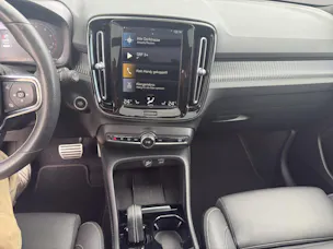 Volvo XC40 2.0 B4 MH R-Design AWD