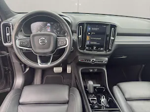 Volvo XC40 2.0 B4 MH R-Design AWD