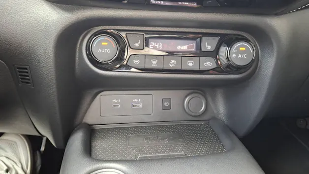 Nissan Juke 1.6 Hybrid Tekna
