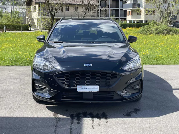 Ford Focus Station Wagon 1.0i EcoB 125PS ST-Line