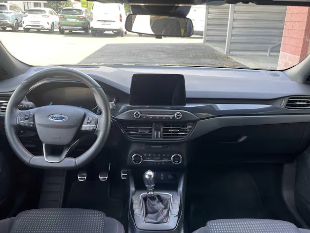 Ford Focus Station Wagon 1.0i EcoB 125PS ST-Line
