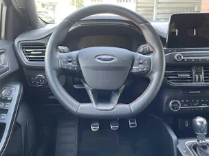 Ford Focus Station Wagon 1.0i EcoB 125PS ST-Line