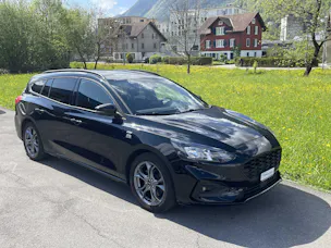 Ford Focus Station Wagon 1.0i EcoB 125PS ST-Line